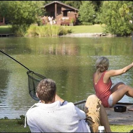 Relaxing Holiday Home With Hot Tub At Tattershall Lakes Εξωτερικό φωτογραφία