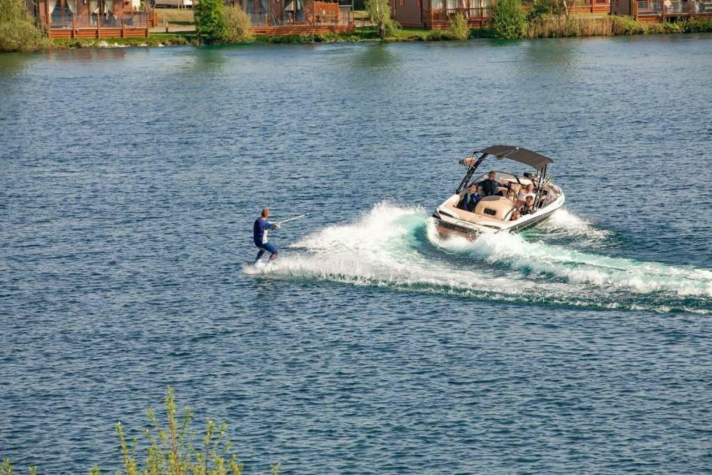 Relaxing Holiday Home With Hot Tub At Tattershall Lakes Εξωτερικό φωτογραφία