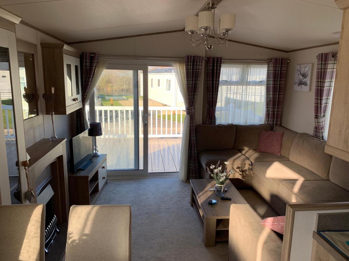 Relaxing Holiday Home With Hot Tub At Tattershall Lakes Εξωτερικό φωτογραφία